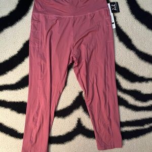 Tummy tuck leggings. Brand new. Size large